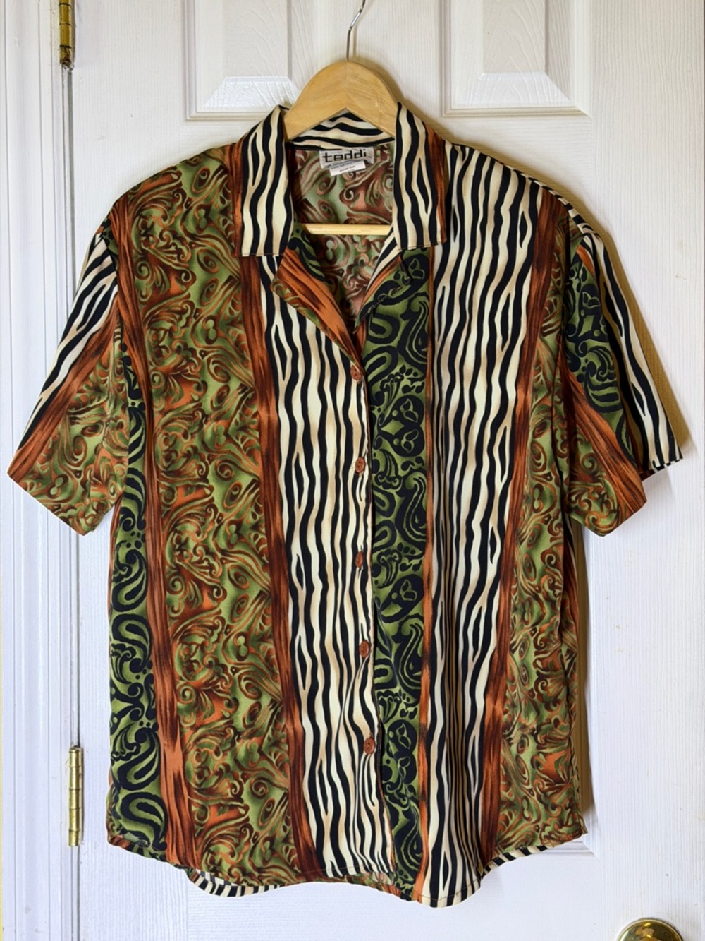 Teddi Multicolor Vertical Stripe and Swirl Print Short-Sleeve Shirt | Unisex